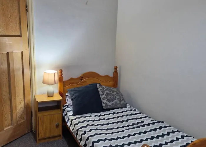 52Westgate Bay Aven